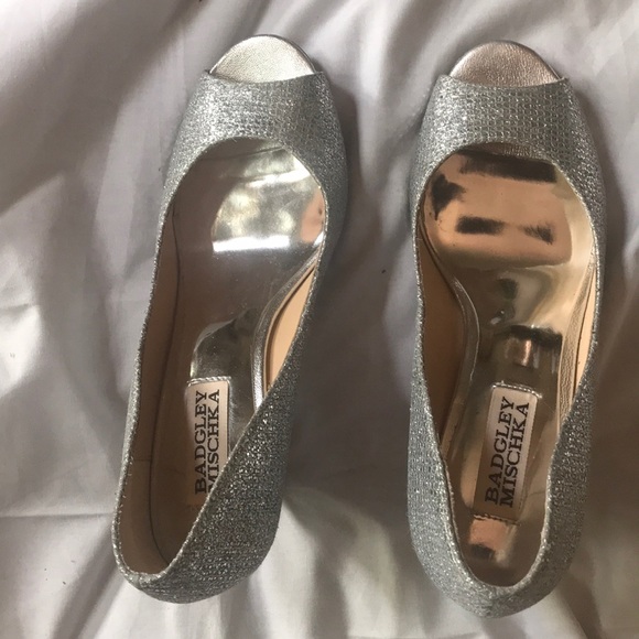 BADGLEY MISCHKA “AWAKE” - Picture 2 of 16